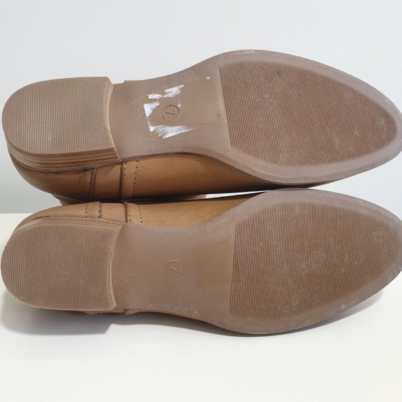 Tan ankle boots | low block heel ankle boots - Picture 4 of 4